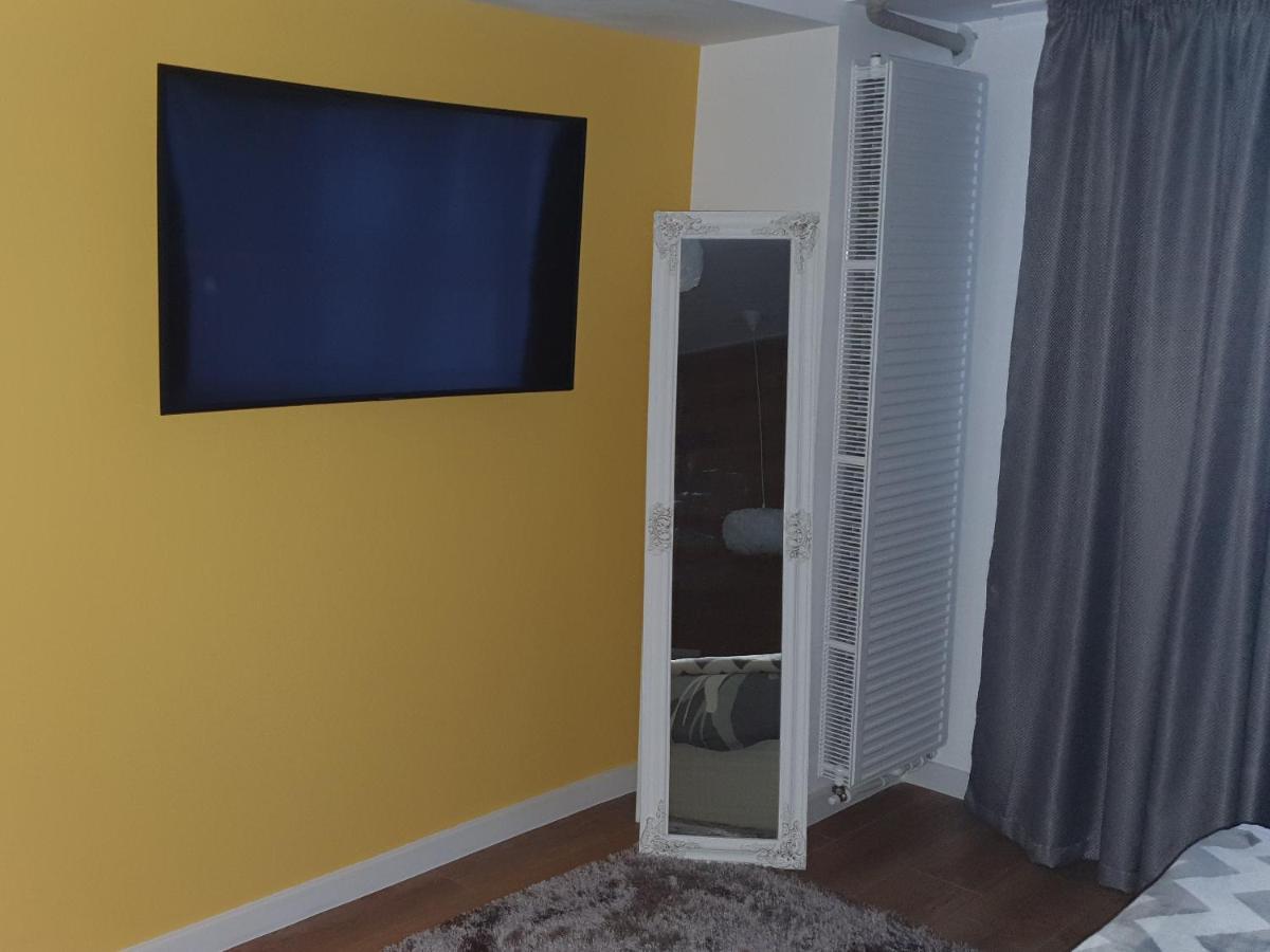 Apartament Ultracentral 2 드로베타 투르누 세베린 객실 사진