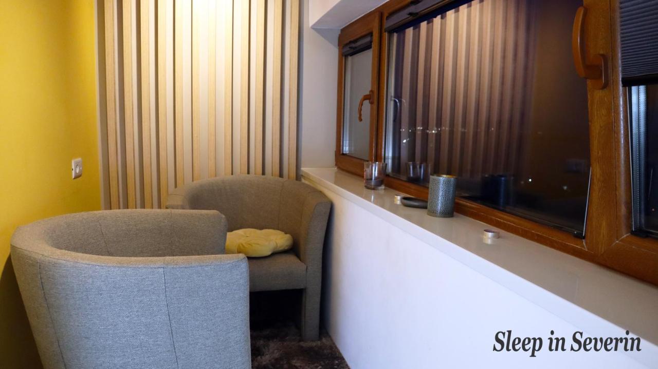 Apartament Ultracentral 2 드로베타 투르누 세베린 외부 사진